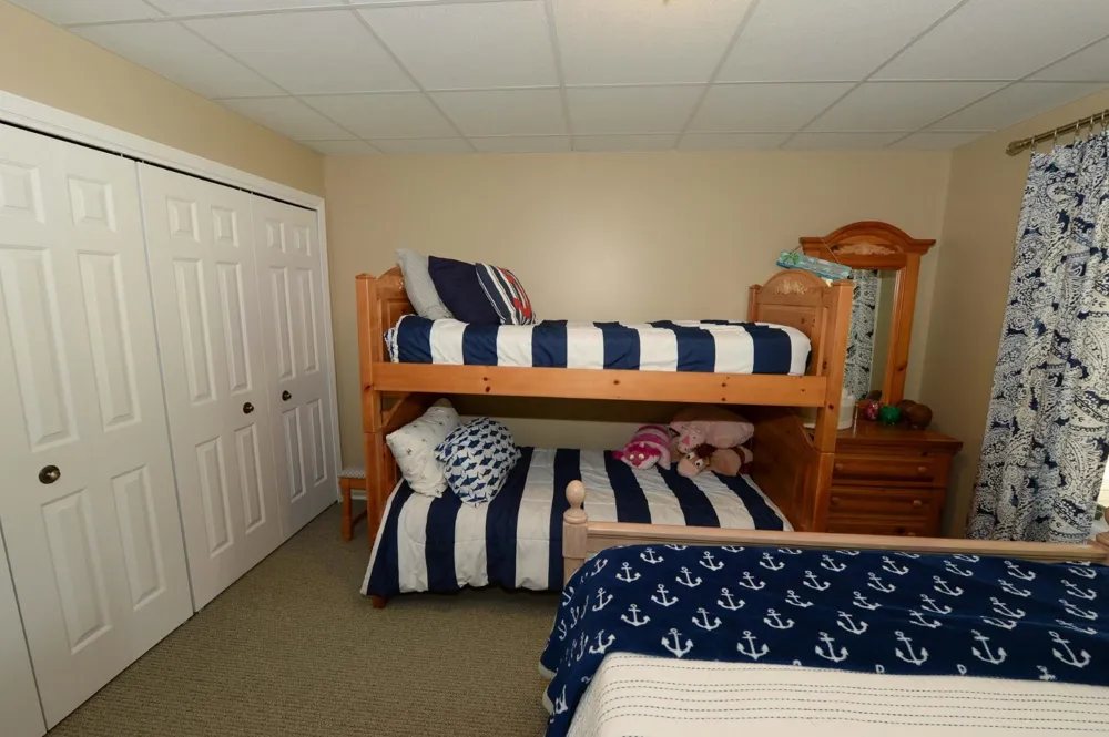7021 Lakewood Drive Oscoda Charter Township, MI 48750
