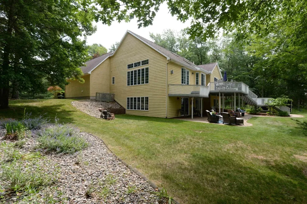 7021 Lakewood Drive Oscoda Charter Township, MI 48750