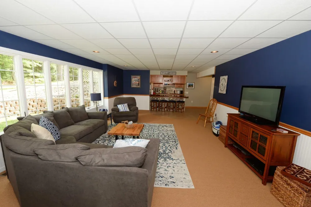 7021 Lakewood Drive Oscoda Charter Township, MI 48750