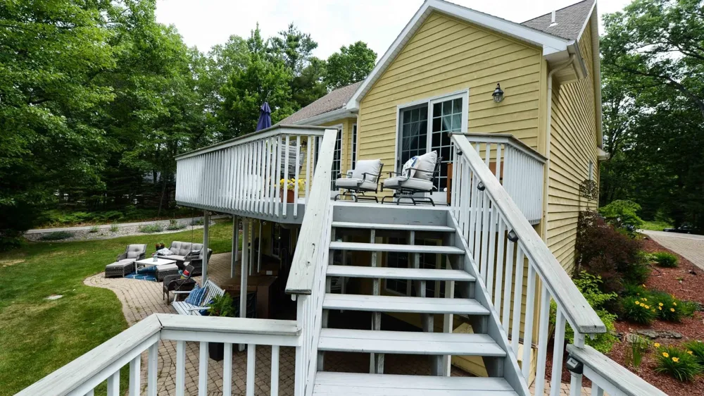 7021 Lakewood Drive Oscoda Charter Township, MI 48750