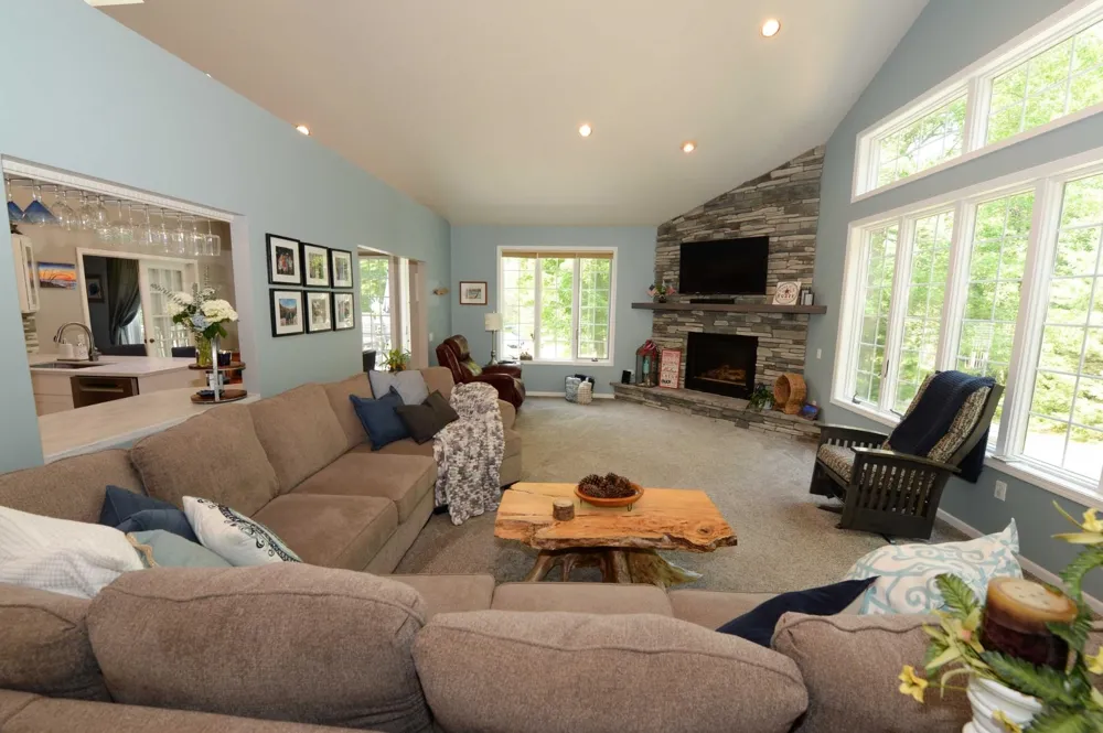 7021 Lakewood Drive Oscoda Charter Township, MI 48750