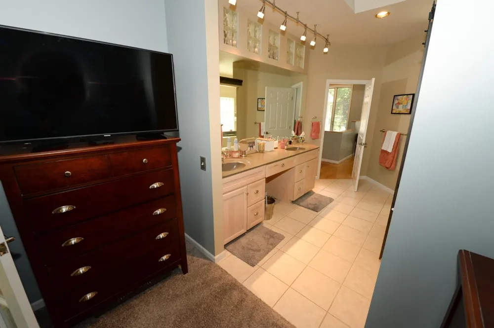 7021 Lakewood Drive Oscoda Charter Township, MI 48750