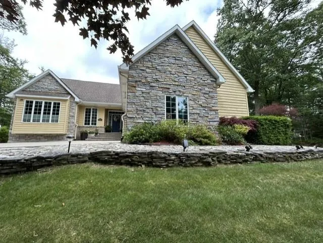 7021 Lakewood Drive Oscoda Charter Township, MI 48750