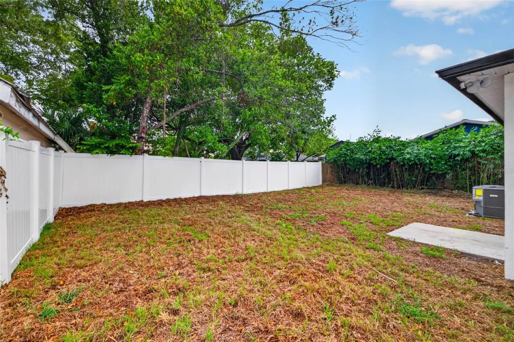 3420 10TH STREET Tampa, FL 33605