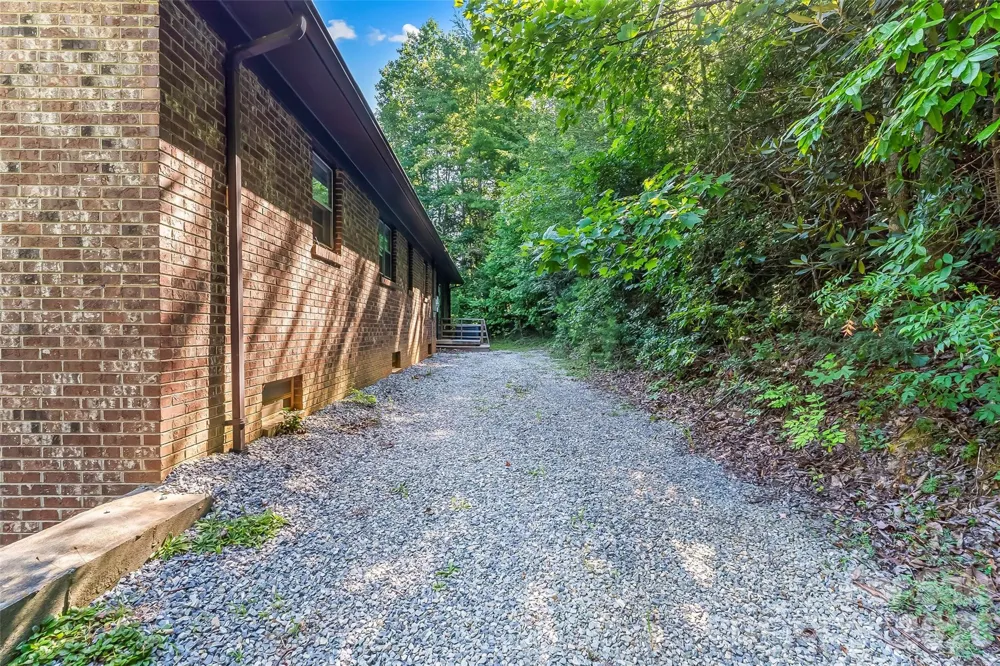 215 Fork River Road Marion, NC 28752