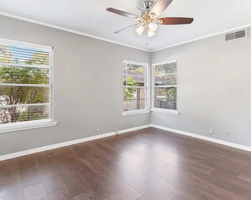 2404 Marguerite Street Bay City, TX 77414
