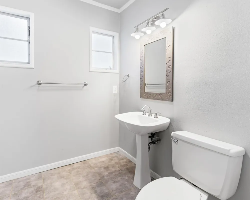 2404 Marguerite Street Bay City, TX 77414