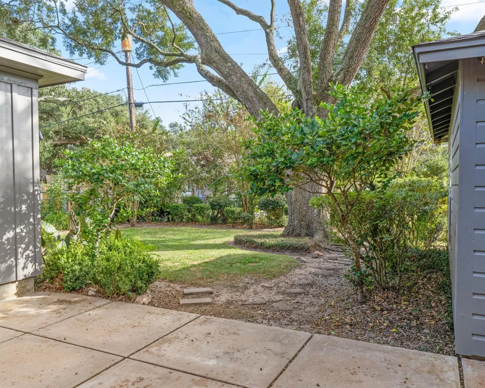 2404 Marguerite Street Bay City, TX 77414