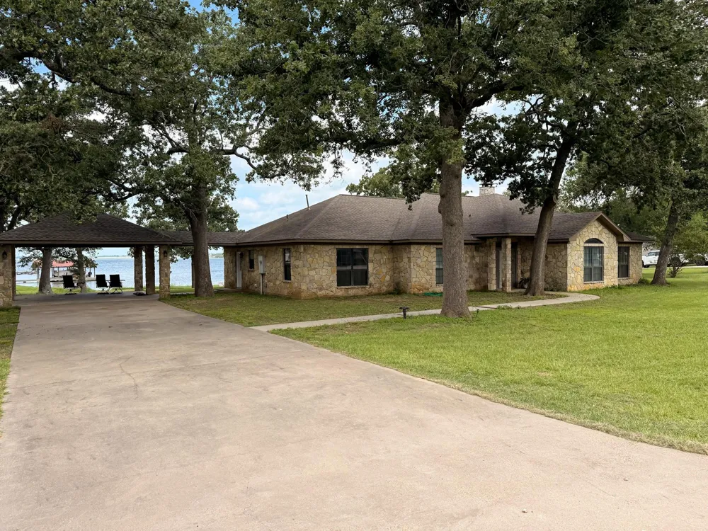 852 Lcr 894 Jewett, TX 75846