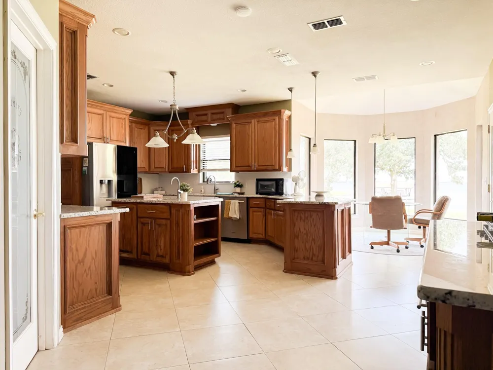 852 Lcr 894 Jewett, TX 75846