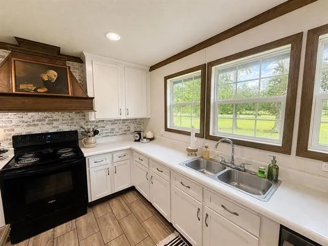 669 W Fm 1004 Kirbyville, TX 75956