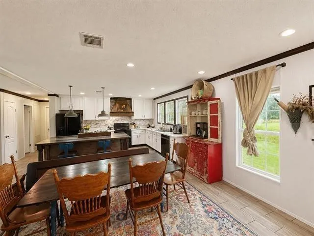 669 W Fm 1004 Kirbyville, TX 75956
