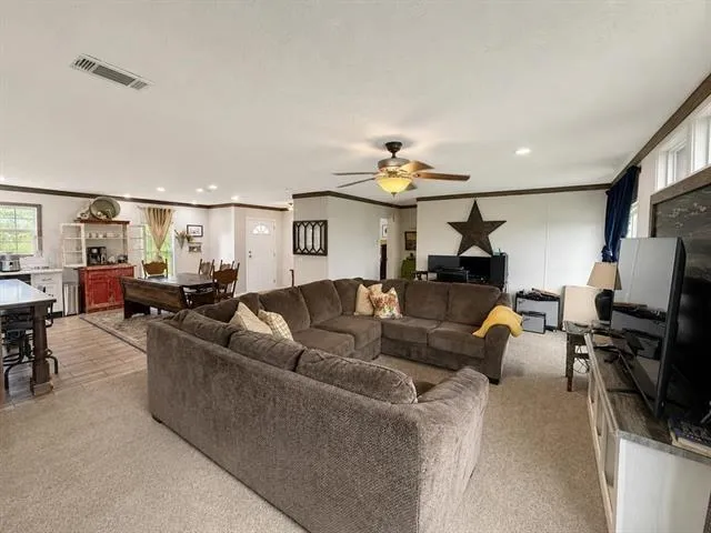 669 W Fm 1004 Kirbyville, TX 75956