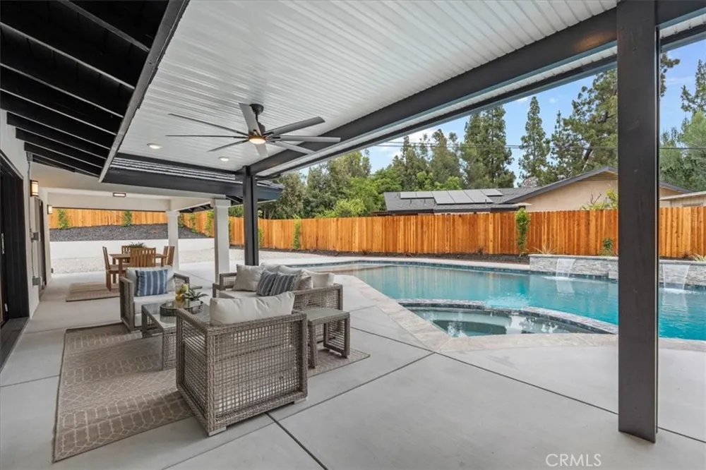 2000 Redondo Fullerton, CA 92835