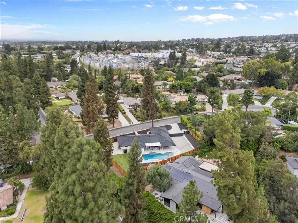 2000 Redondo Fullerton, CA 92835