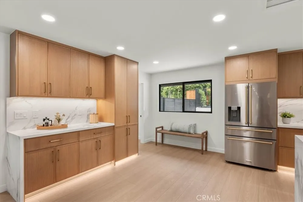 2000 Redondo Fullerton, CA 92835
