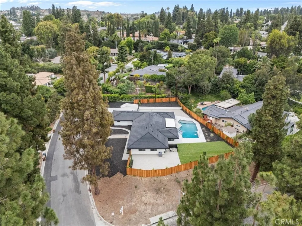 2000 Redondo Fullerton, CA 92835