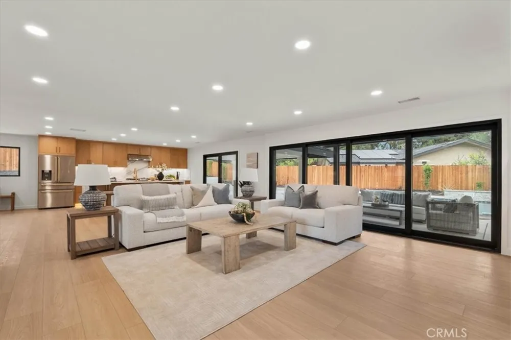 2000 Redondo Fullerton, CA 92835