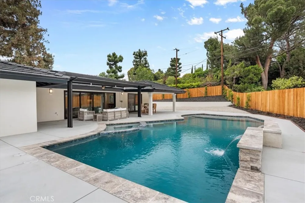 2000 Redondo Fullerton, CA 92835