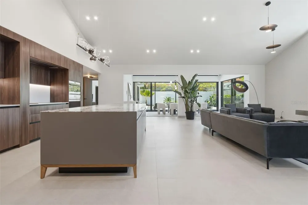 241 CAMINO DEL JAGUEY Dorado, PR 00646