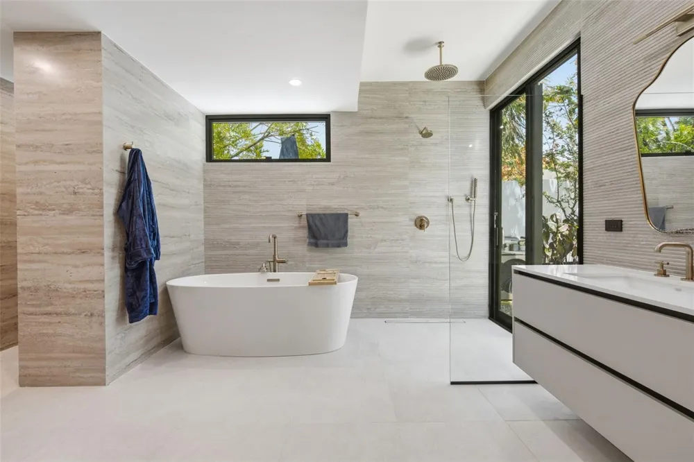 241 CAMINO DEL JAGUEY Dorado, PR 00646