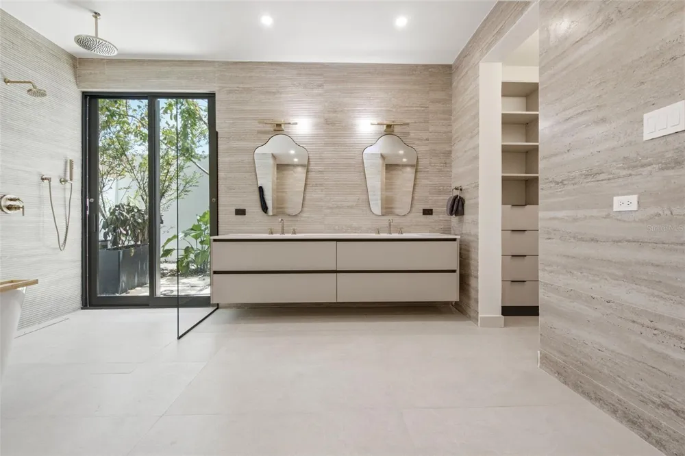 241 CAMINO DEL JAGUEY Dorado, PR 00646