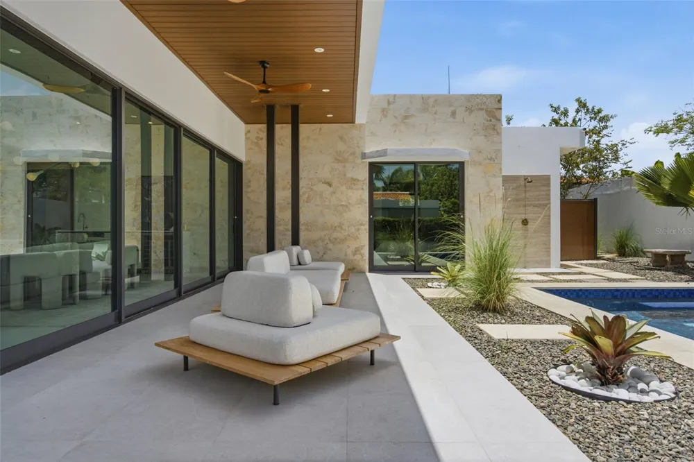 241 CAMINO DEL JAGUEY Dorado, PR 00646