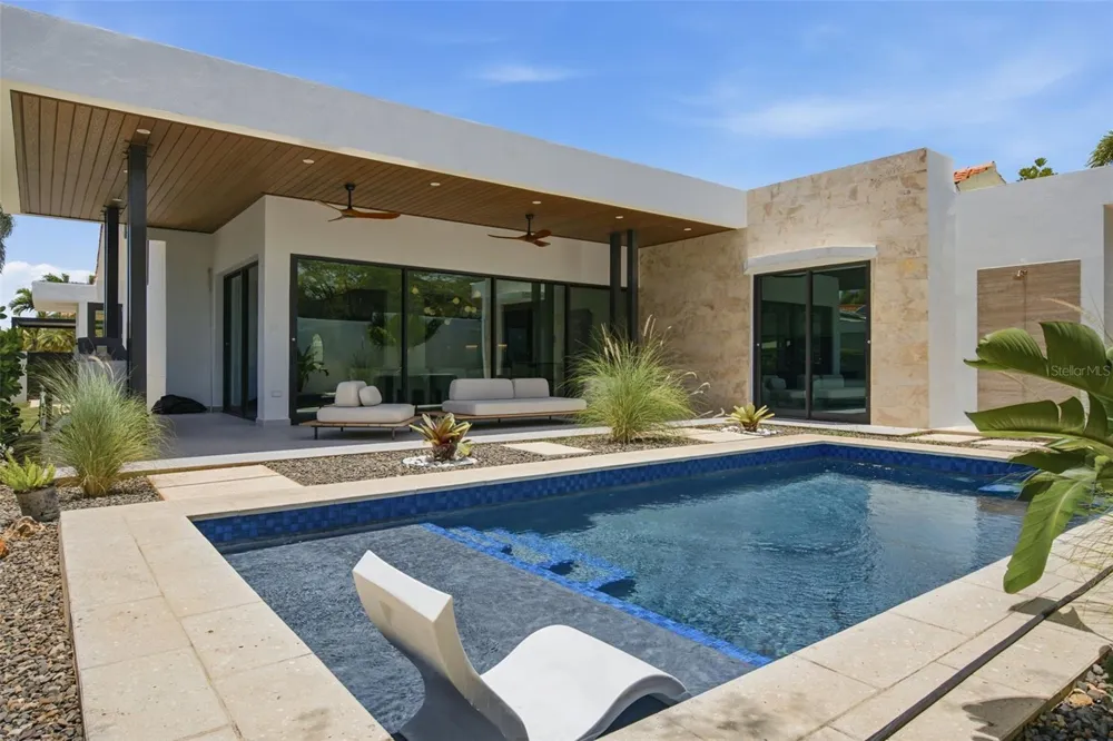 241 CAMINO DEL JAGUEY Dorado, PR 00646