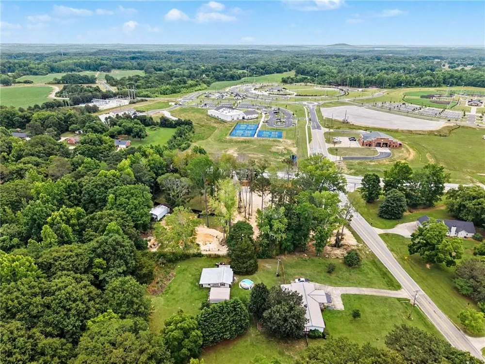 1125 Highway 81 Loganville, GA 30052