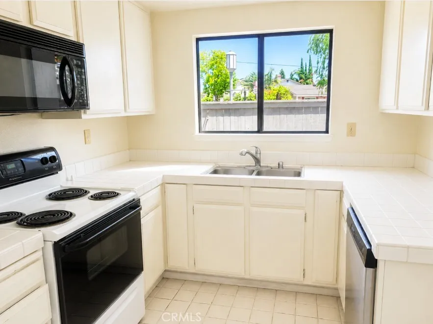 603 Shasta #163 Costa Mesa, CA 92626