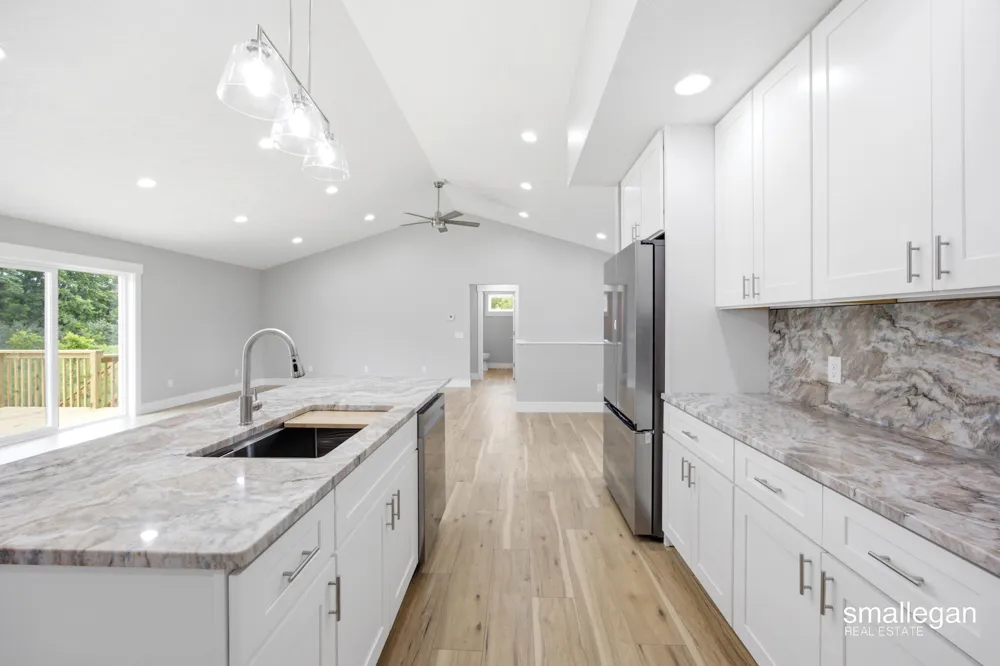 13881 Meadow Oak Drive NE Oakfield Township, MI 48838