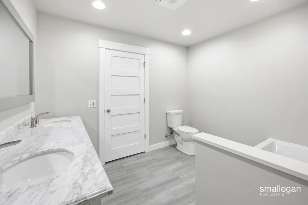 13881 Meadow Oak Drive NE Oakfield Township, MI 48838