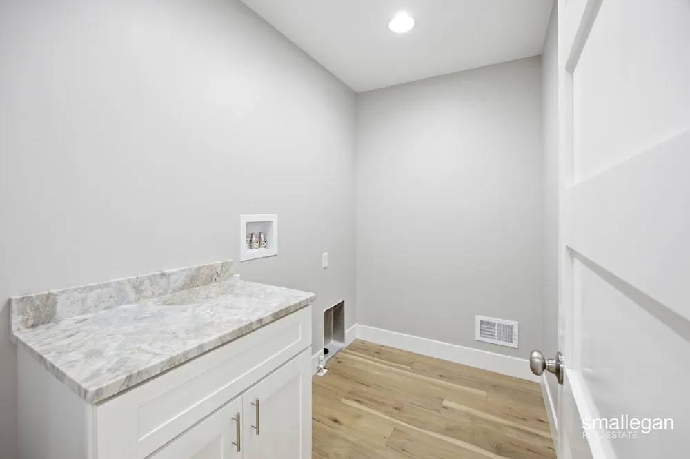 13881 Meadow Oak Drive NE Oakfield Township, MI 48838