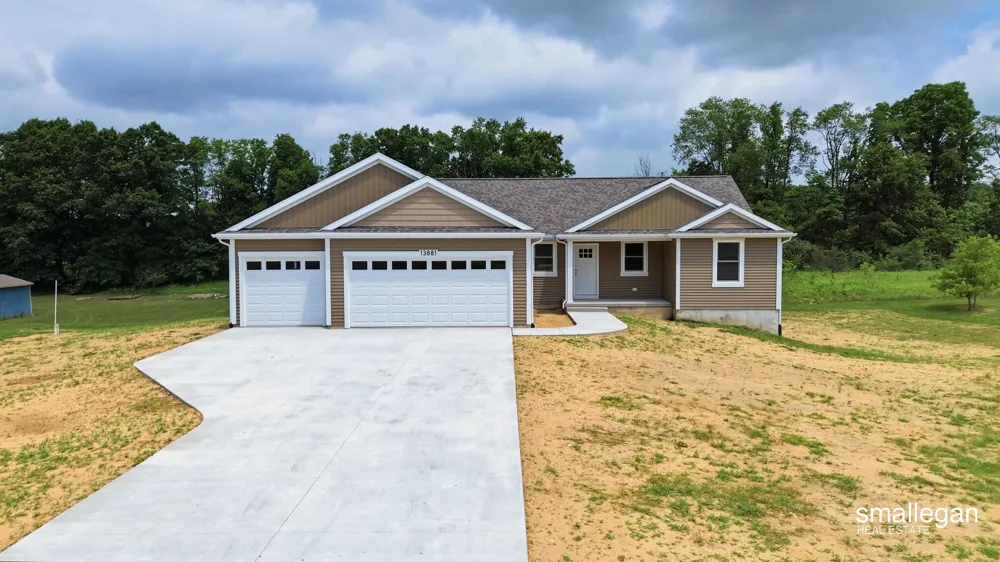13881 Meadow Oak Drive NE Oakfield Township, MI 48838