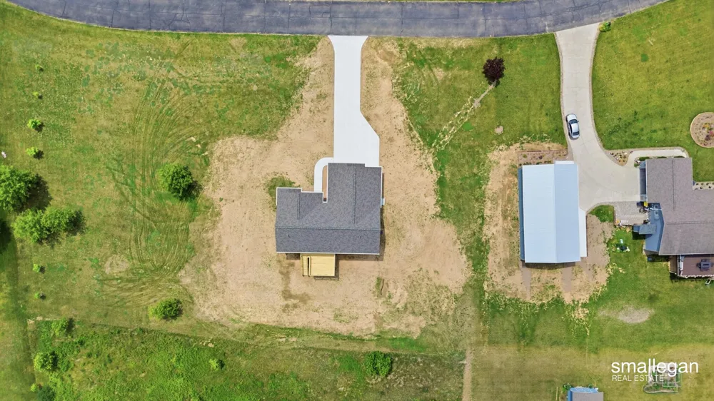 13881 Meadow Oak Drive NE Oakfield Township, MI 48838