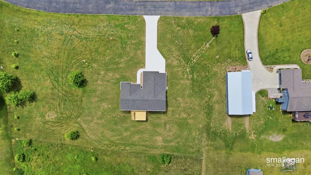 13881 Meadow Oak Drive NE Oakfield Township, MI 48838