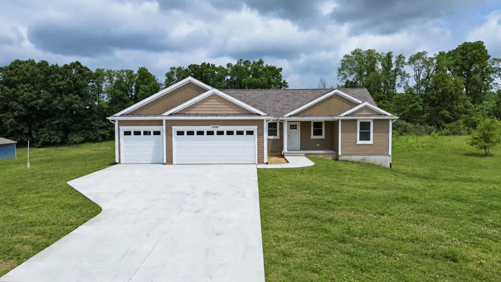 13881 Meadow Oak Drive NE Oakfield Township, MI 48838