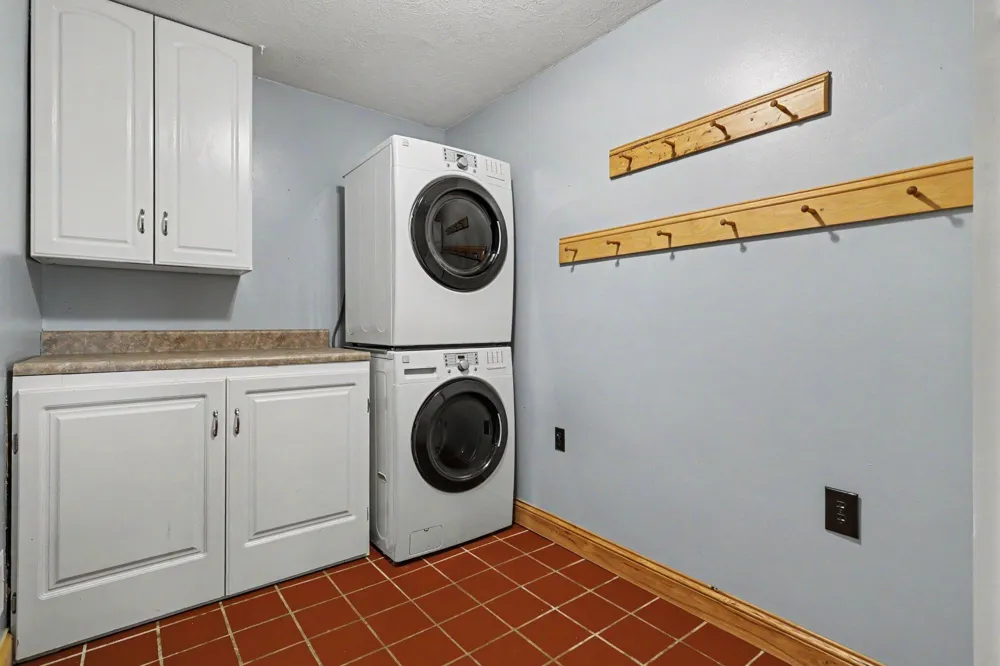9411 Evart Road Maple Grove Township, MI 49073