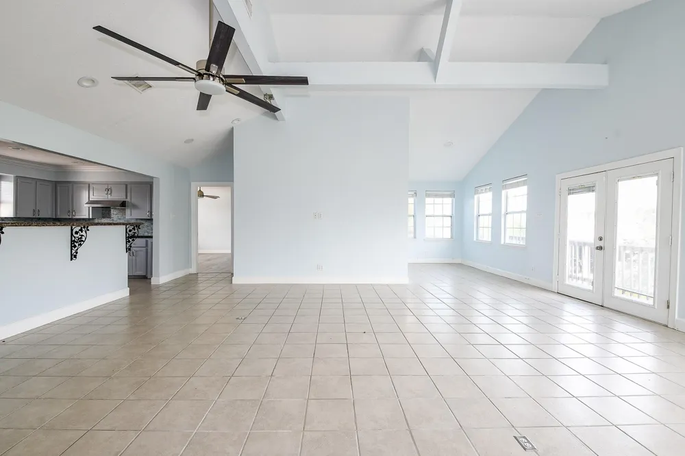 1615 Railroad Avenue San Leon, TX 77539