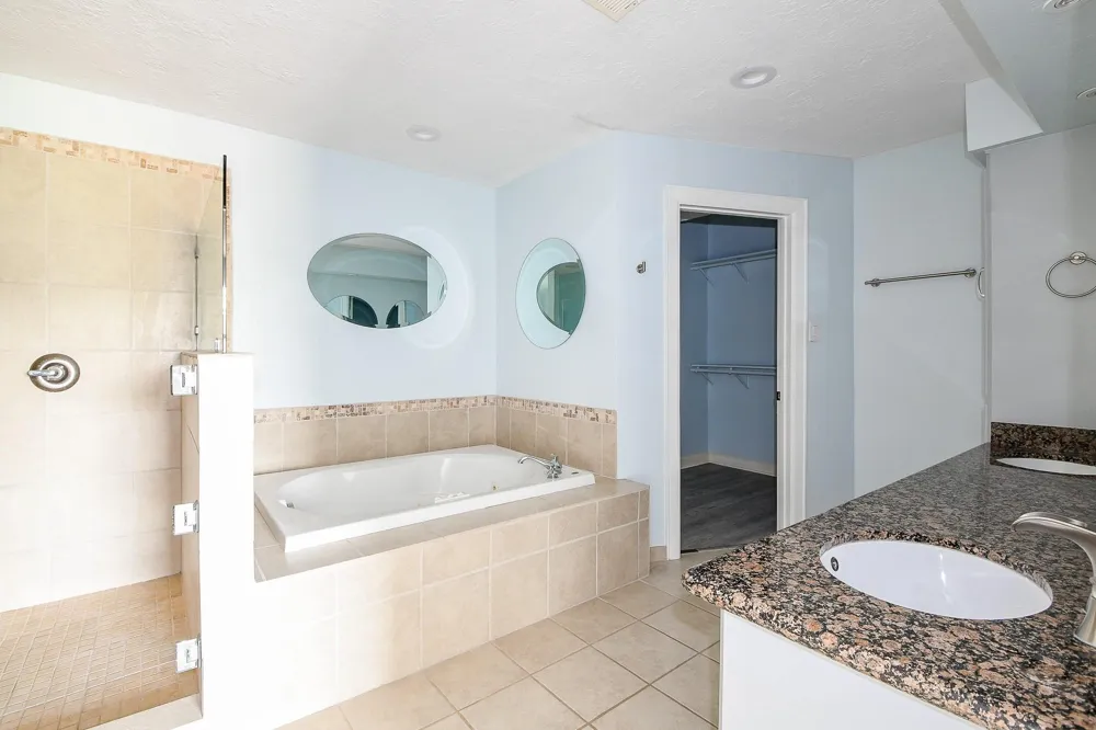 1615 Railroad Avenue San Leon, TX 77539