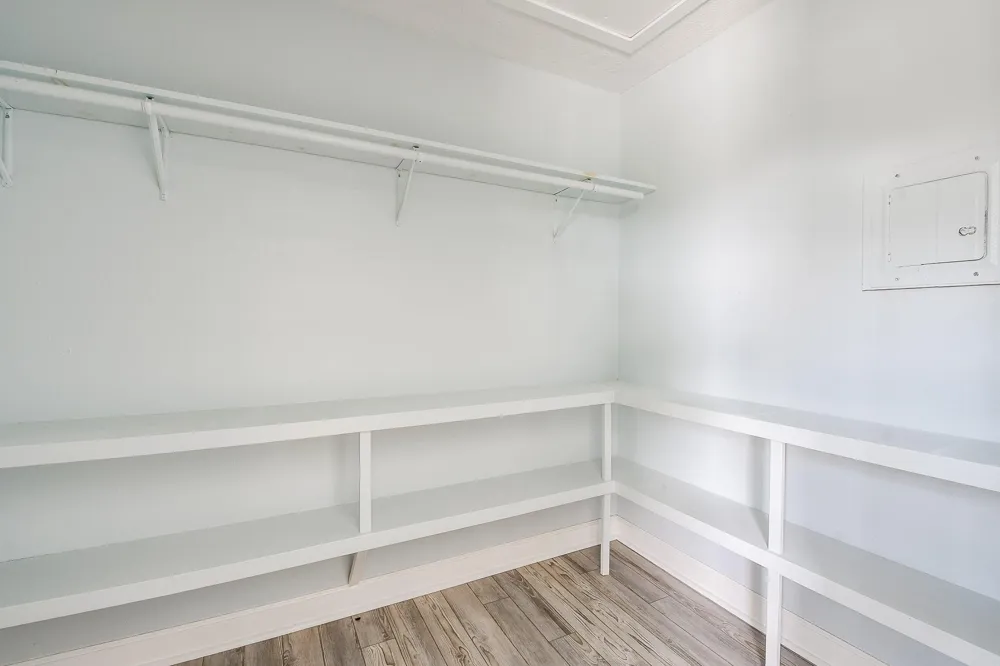 1615 Railroad Avenue San Leon, TX 77539