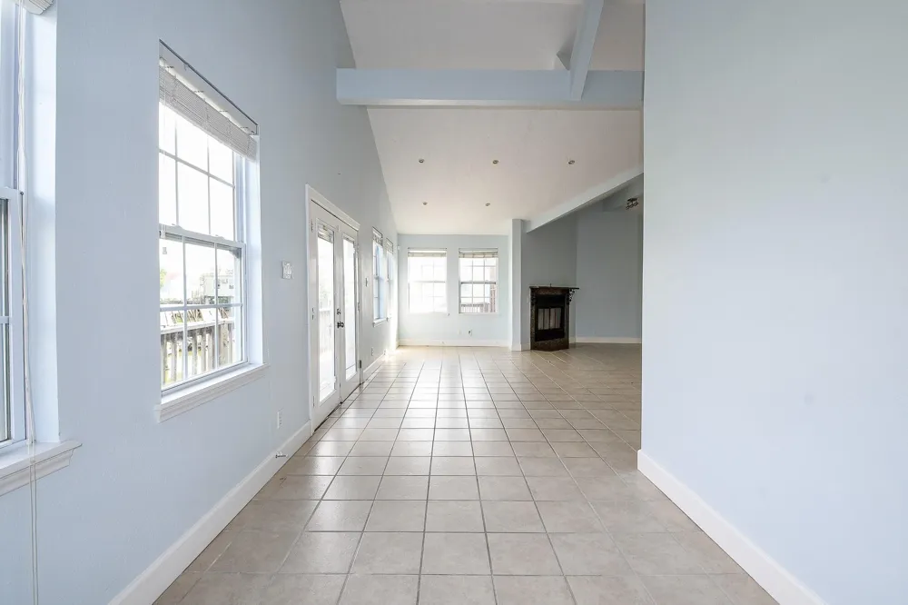 1615 Railroad Avenue San Leon, TX 77539