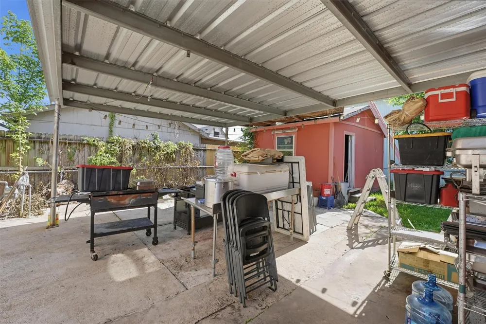 811 Canadian Street Houston, TX 77009