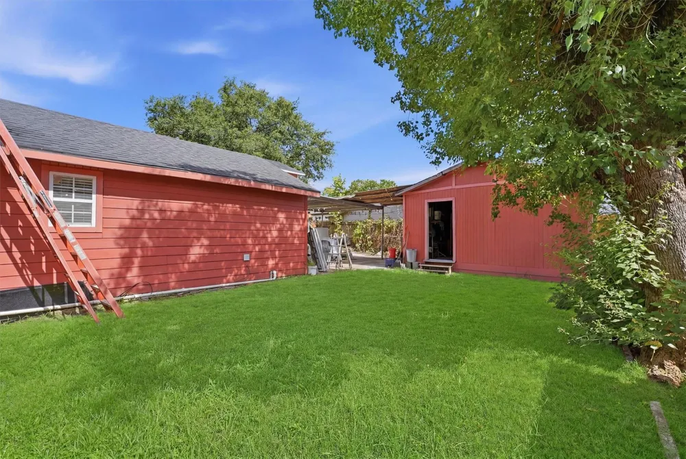 811 Canadian Street Houston, TX 77009