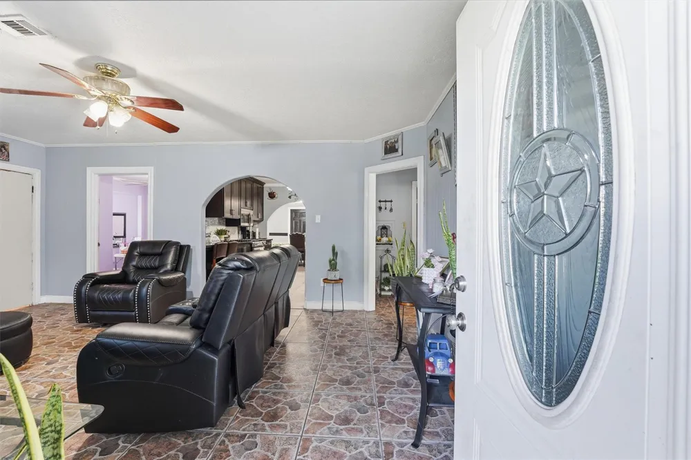 811 Canadian Street Houston, TX 77009
