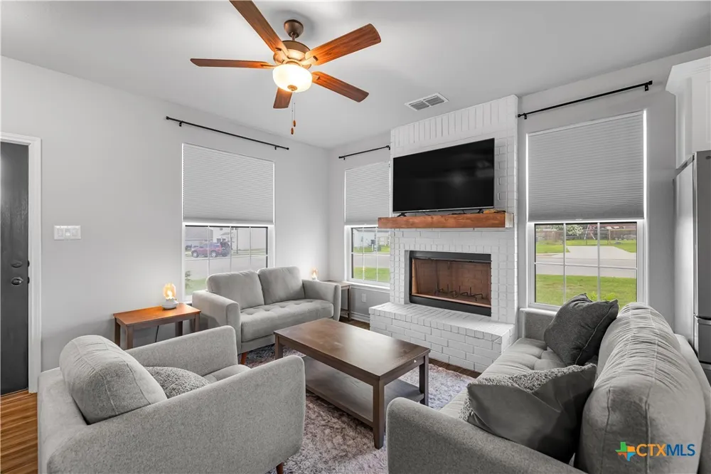 501 Sendera Way Kenedy, TX 78119