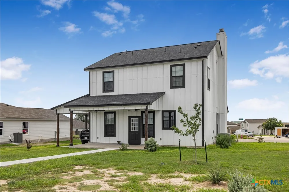 501 Sendera Way Kenedy, TX 78119