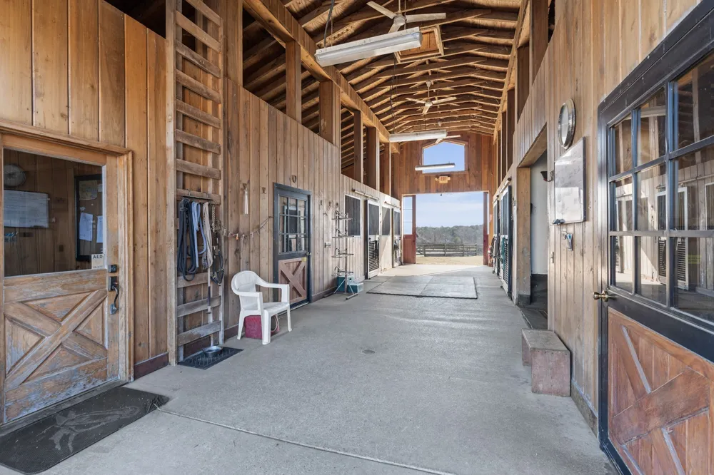 722 Hemlock Ln Spencer, TN 38585
