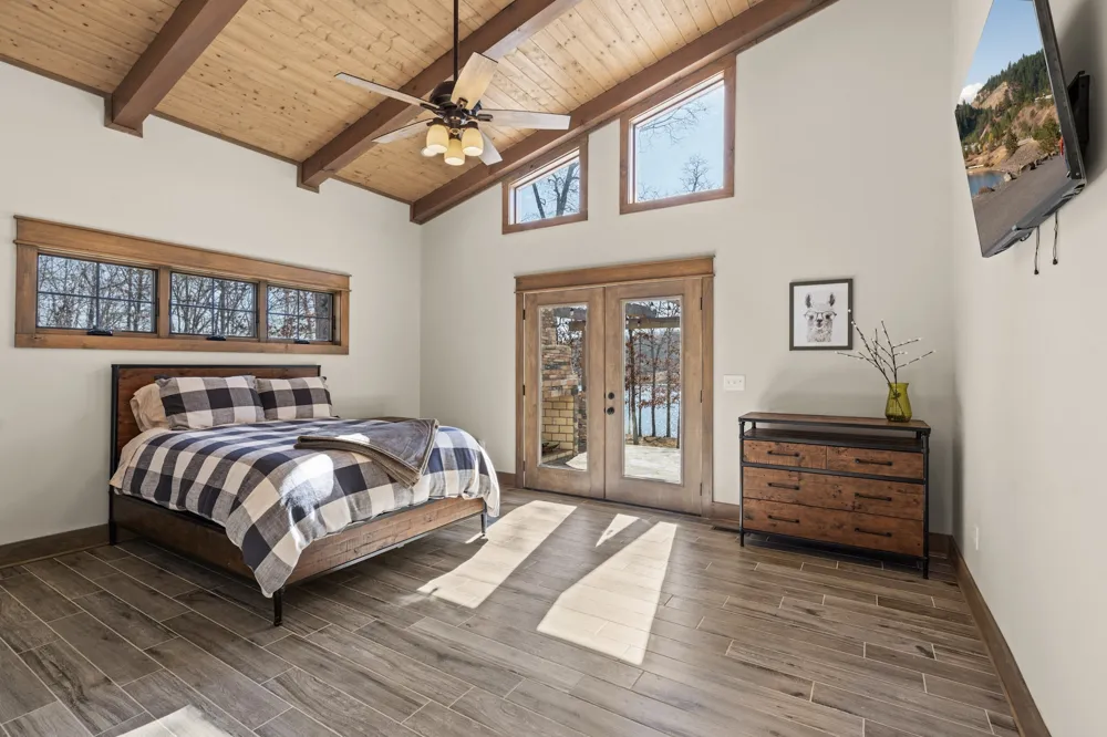 722 Hemlock Ln Spencer, TN 38585