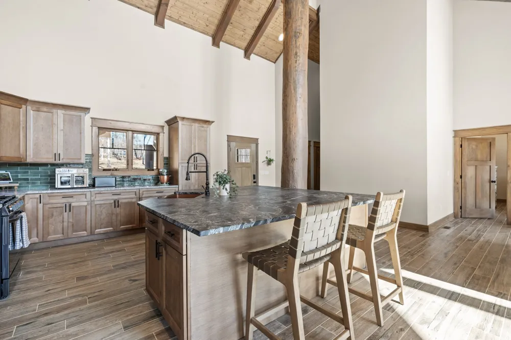722 Hemlock Ln Spencer, TN 38585